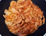 รูปขั้นตอนการทำที่ 3 ของ (คลีน)ผัดพริกแกงหมูใส่มะเขือ
