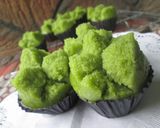 Foto langkah ke 3 dari resep Bolu Kukus Pandan No telur no Mixer.