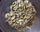 கிராமத்துஸ்டைல்நாட்டுசர்க்கரை சாயா(village style tea recipe in tamil) ரெசிபி ஸ்டேப் 3 புகைப்படம்