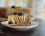 Foto langkah ke 7 dari resep Zebra Cake.