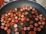 Cartofi franțuzești cu cabanos afumat