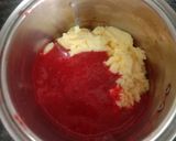 A picture of step 3 of Strawberry ice cream.