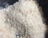 A picture of step 2 of Bread halwa.
