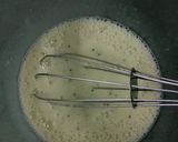 A picture of step 2 of Natural Kiwi pulp Karachi halwa.