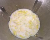Foto del paso 2 de la receta: Crema fría de puerros con puntas de triguero ahumadas y variado de semillas