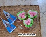 Foto langkah ke 11 dari resep Bolu Kukus Mekar.