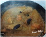 A picture of step 7 of Lobsters Curry.