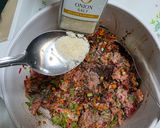 Gambar langkah 2 resipi Dumpling Daging Goreng.