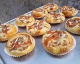 Foto langkah ke 12 dari resep Tuna Mayo Bun.