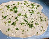 Hình bước làm 4 của món Bánh mì cuốn chà bông nấm rong biển