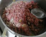 Foto del paso 2 de la receta: Tomate relleno (carne y queso)
