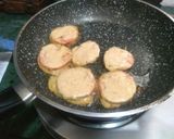 A picture of step 5 of Potato heart fritter.