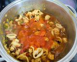 Foto del paso 3 de la receta: Arroz con calamare y gambones