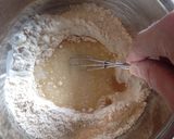 A picture of step 4 of Crunchy Sesame Cookies.