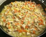 Foto langkah ke 2 dari resep Crackers/Gabin isi Ragout Ayam.