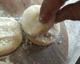 A picture of step 4 of 2 layered Roti (Bepadi Roti).