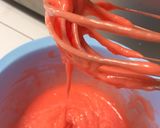 Foto langkah ke 3 dari resep Chiffon strawberry oreo anti gagal.