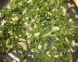 A picture of step 2 of Easy creamed spinach.