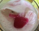 A picture of step 3 of Milkrose with Gulkand icecream.