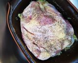 Borsos-fokhagymás kéregben sült lapocka savanyú káposzta ágyon recept fázis 4 fotója