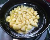A picture of step 2 of Aloo Methi.