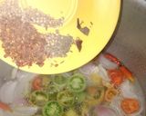 A picture of step 1 of روایتی سالن شلجم گوشت.