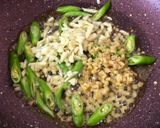 A picture of step 4 of Chilli Chicken.