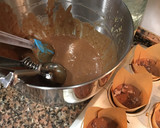 Foto del paso 3 de la receta: Magdalenas con invencion