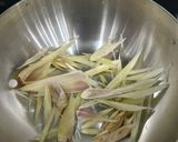 Hình bước làm 1 của món Nghêu Hấp Sả