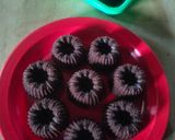 Foto langkah ke 8 dari resep Bolu Kukus Milo.