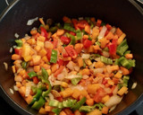 Foto del paso 4 de la receta: Arroz con pisto al estilo maltés
