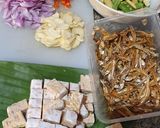 Foto langkah ke 1 dari resep Oseng Tempe Teri Sayur.