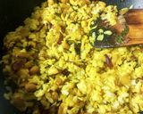 A picture of step 3 of Kanda poha.