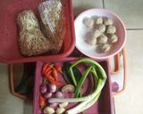 Foto langkah ke 1 dari resep Tumis Tauge Baso.