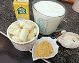 A picture of step 1 of Creamy banana milk.