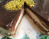 Foto del paso 11 de la receta: Tarta de queso light con gelatina de chocolate y pistachos