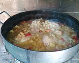 Foto del paso 4 de la receta: Pollo al disco con crema y vino blanco