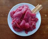 Hình bước làm 1 của món Thịt bò cuộn nấm kim châm