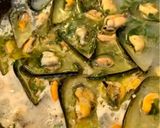 Foto del passaggio 3 della ricetta Cozze alla marinara, piatto freddo