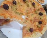 صورة لخطوة 2 من وصفة 🌸عجينة بيتزا احسن من محلات بمليون مره 🍕🍕