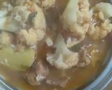 A picture of step 7 of Gobhi ghosht. (Mutton with cauliflower).