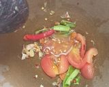 รูปขั้นตอนการทำที่ 2 ของ ส้มตำคอหมูย่าง หมูตกครก คีโต