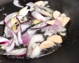 Hình bước làm 2 của món Bầu Xào Tôm