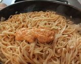 Une image de l'étape 5 de Coquilles St Jacques sauce teriyaki et nouilles soba au corail.