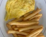 Foto langkah ke 5 dari resep Sarapan telur omelette simpel ala hotel (omlet hotel).