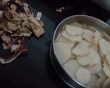 रताळ्याचे पाकातले गोड काप (ratalyache pakatle god kaap recipe in marathi) रेसिपी स्टेप 1 फोटो 