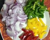 A picture of step 1 of Noodles in Spicy Pasta Sauce.