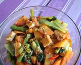 Foto langkah ke 6 dari resep Tumis sawi daging, wortel, buncis dan tahu.