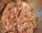 Foto del paso 4 de la receta: Hamburguesa de ternera, salchichas y tomate en polvo
