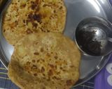 A picture of step 4 of Aloo ka paratha.